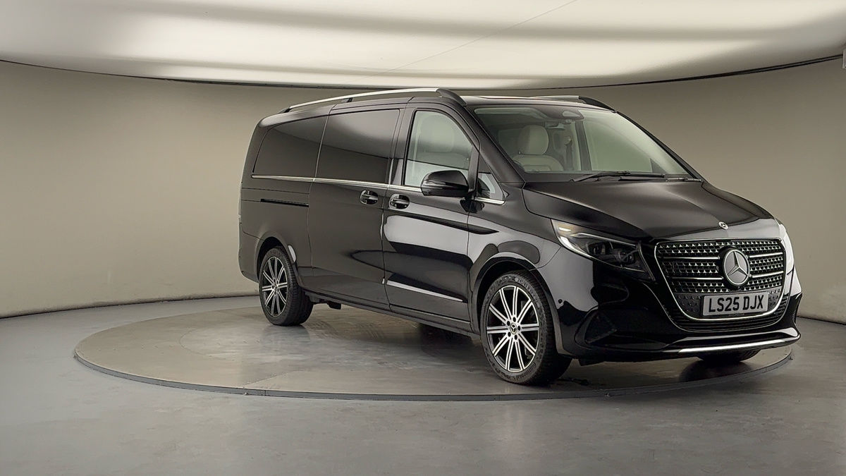 Mercedes-Benz V Class Sticky Header Image