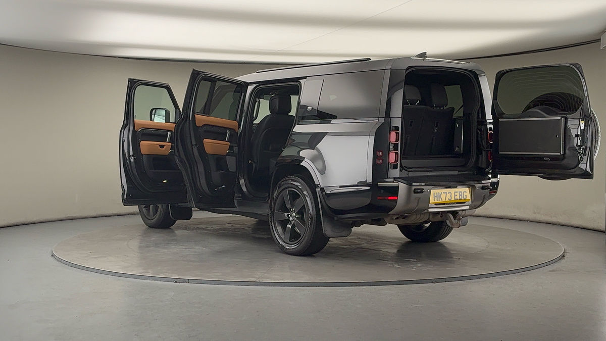 More views of Land Rover Defender 130