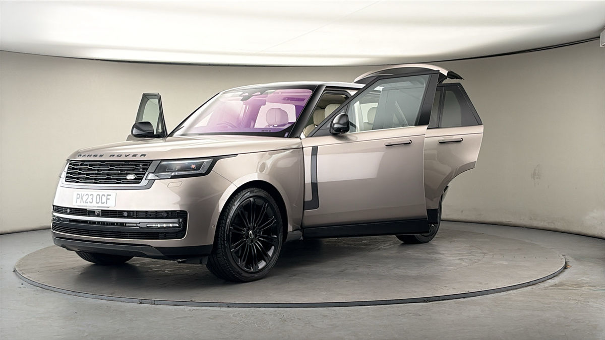 More views of Land Rover Range Rover