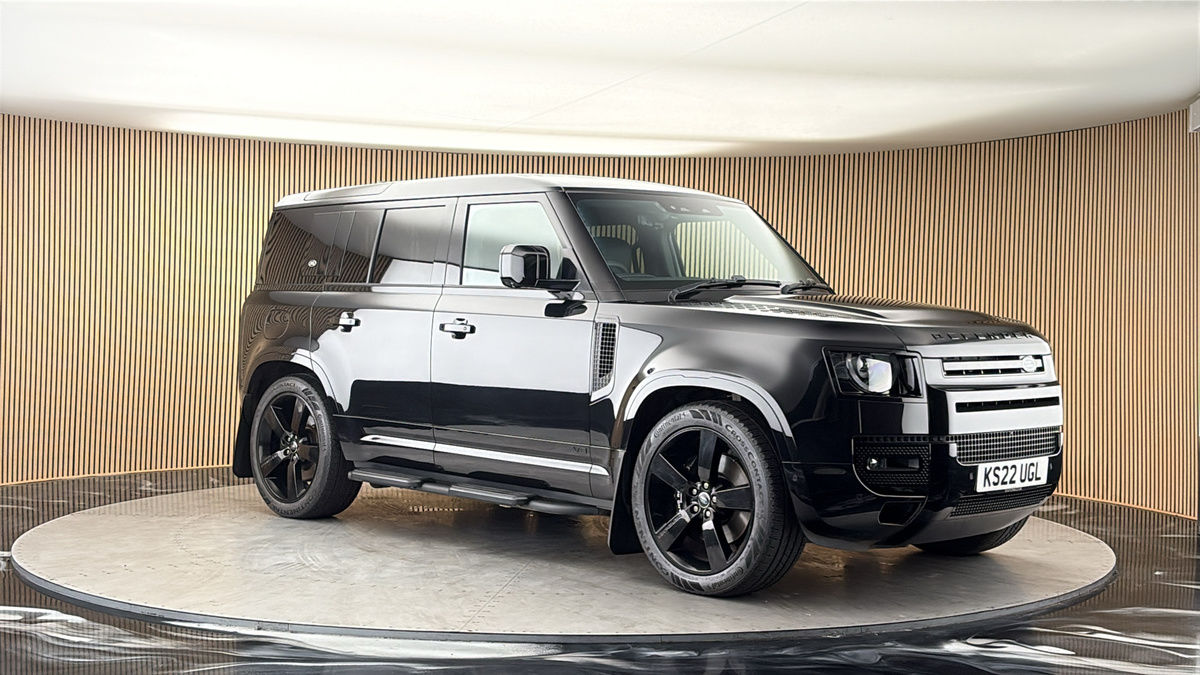 More views of Land Rover Defender 110