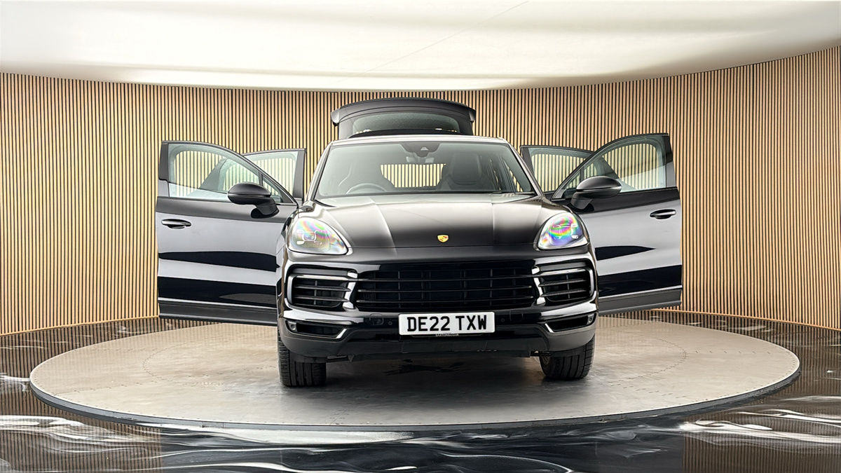 More views of Porsche Cayenne