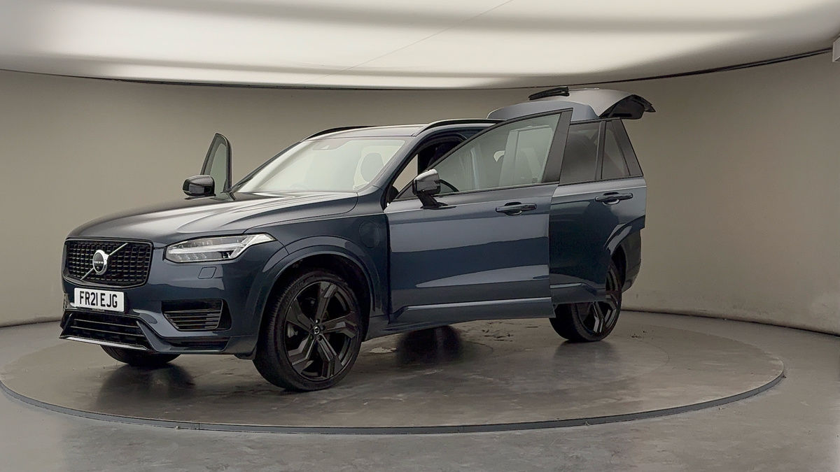 More views of Volvo XC90