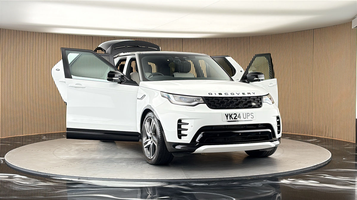 More views of Land Rover Discovery