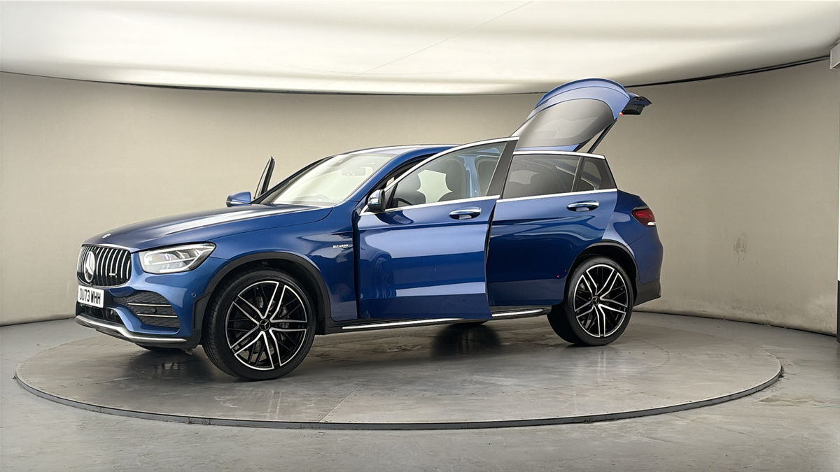 More views of Mercedes-Benz GLC