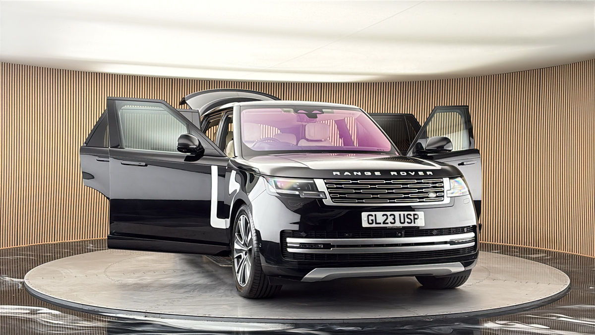 More views of Land Rover Range Rover