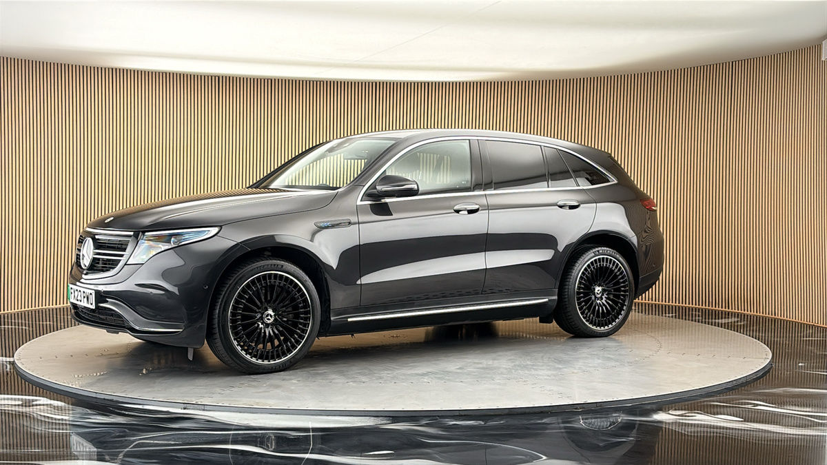 More views of Mercedes-Benz EQC