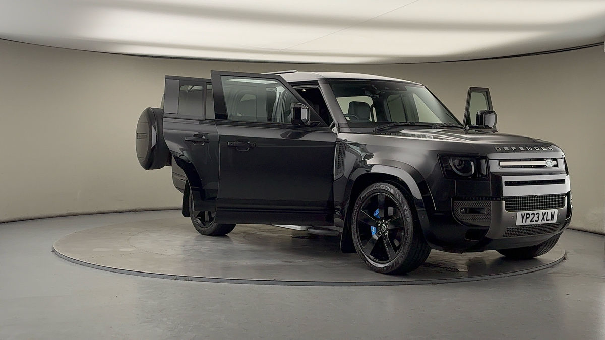 More views of Land Rover Defender 130