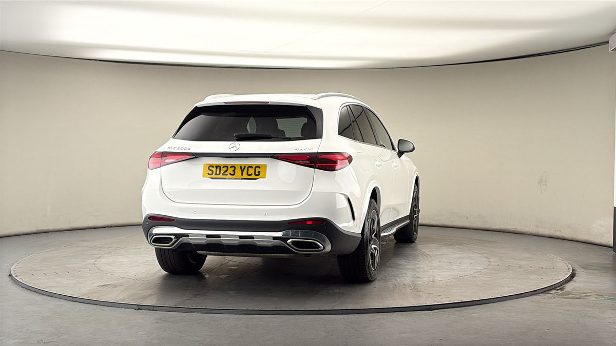 More views of Mercedes-Benz GLC