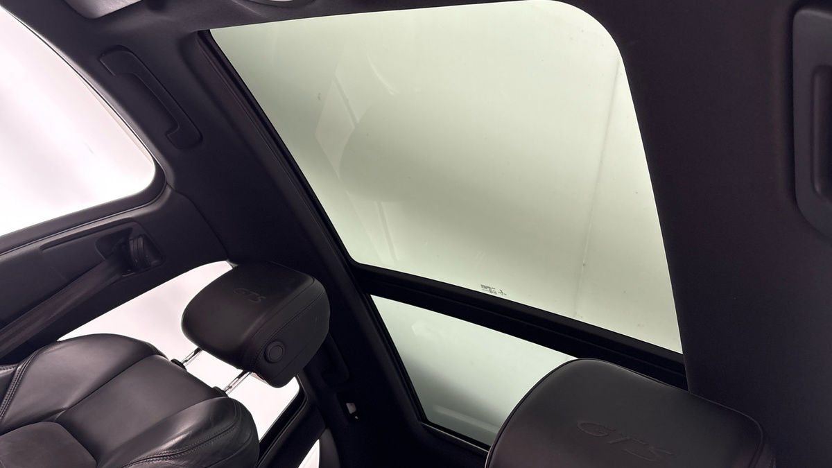 Porsche Macan Image 6