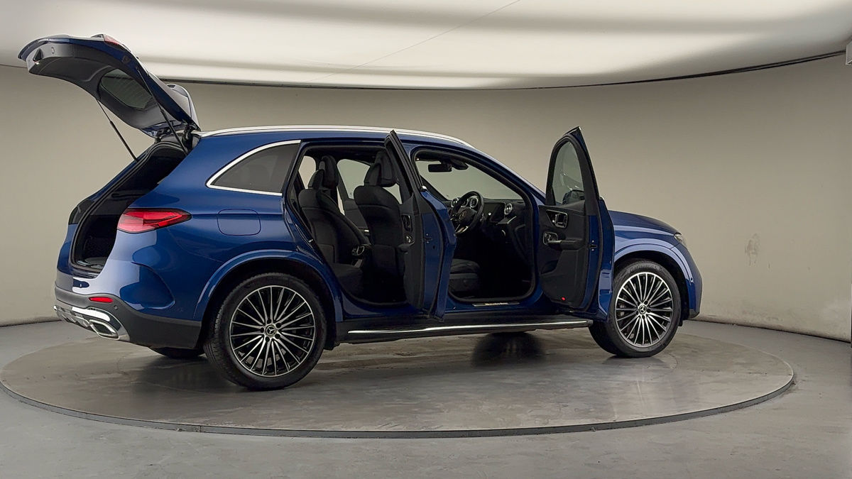 More views of Mercedes-Benz GLC