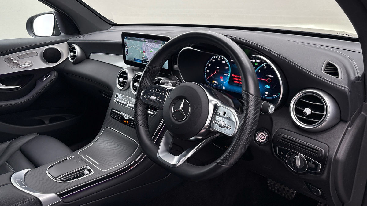 Mercedes-Benz GLC Image 5