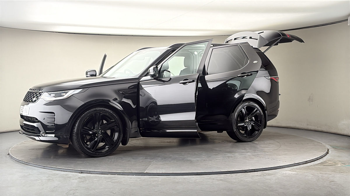 More views of Land Rover Discovery