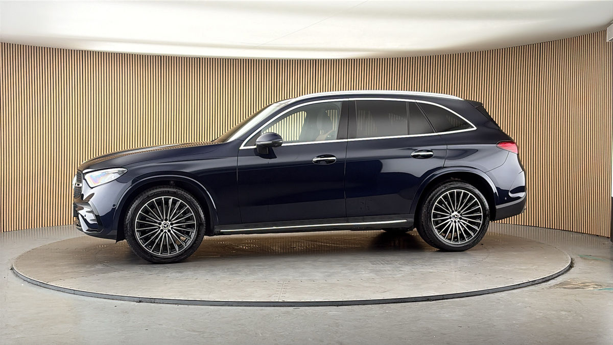 More views of Mercedes-Benz GLC