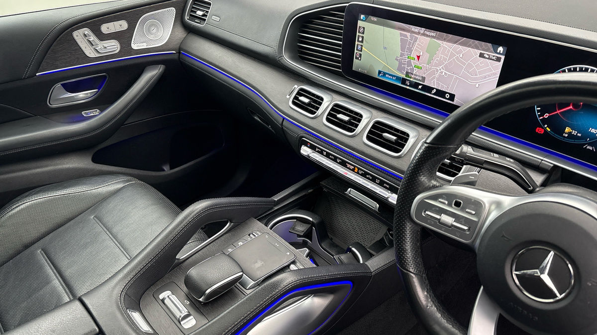 Mercedes-Benz GLE Image 18