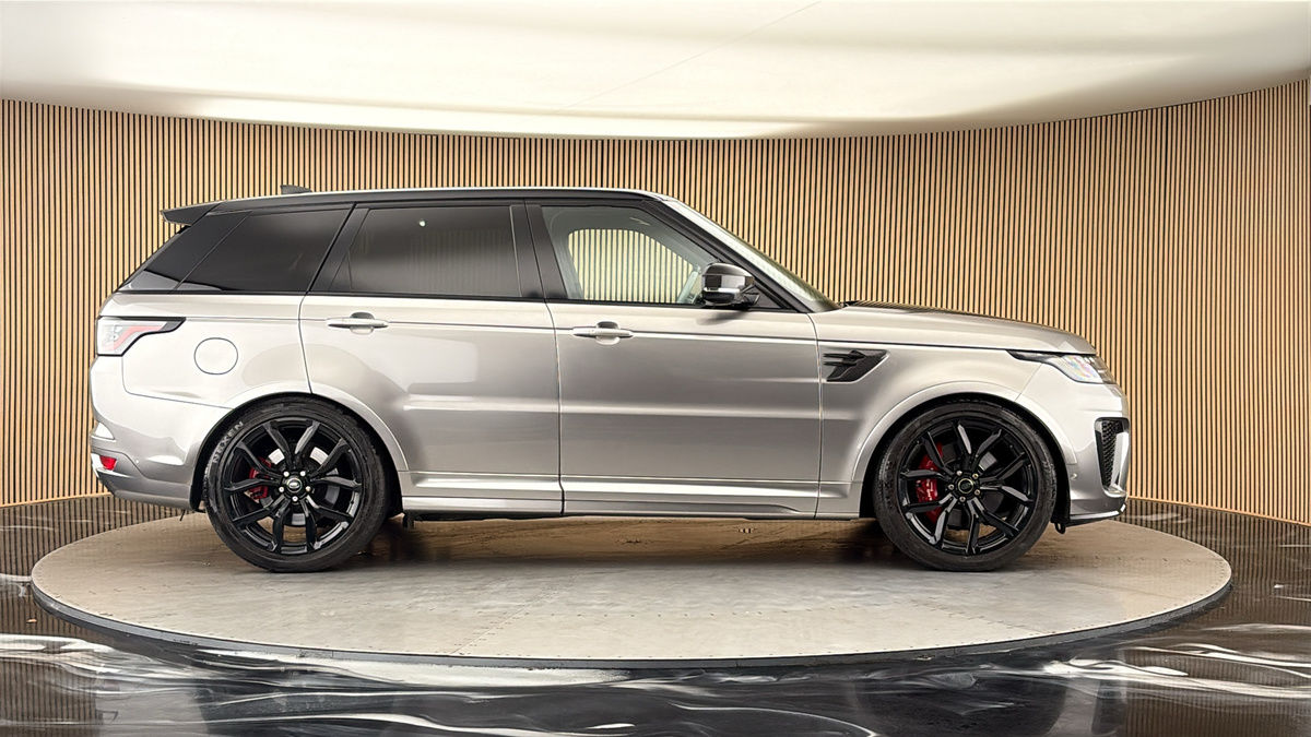 Land Rover Range Rover Sport Image 16