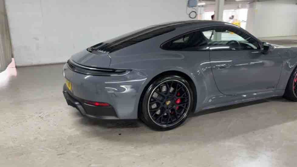 More views of Porsche 911