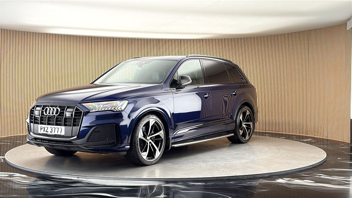 More views of Audi Q7