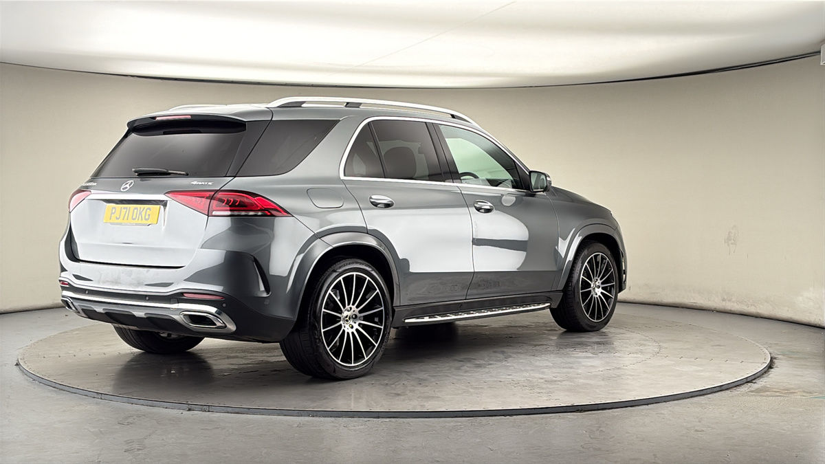 Mercedes-Benz GLE Image 21