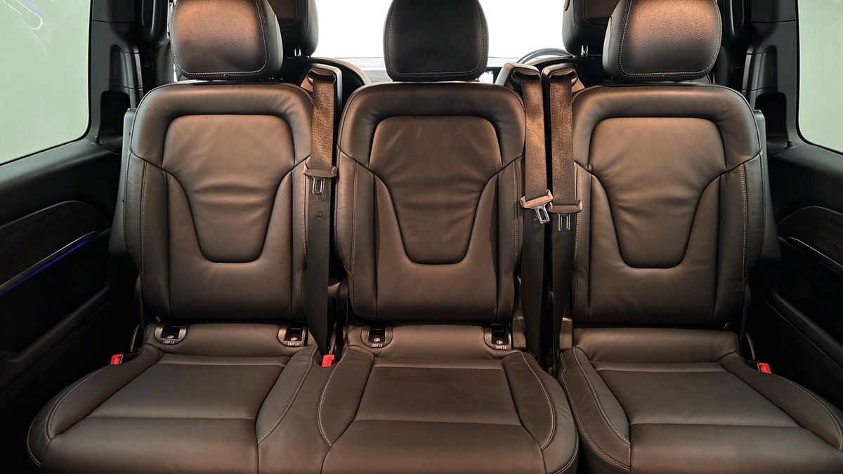 Mercedes-Benz V Class Image 9