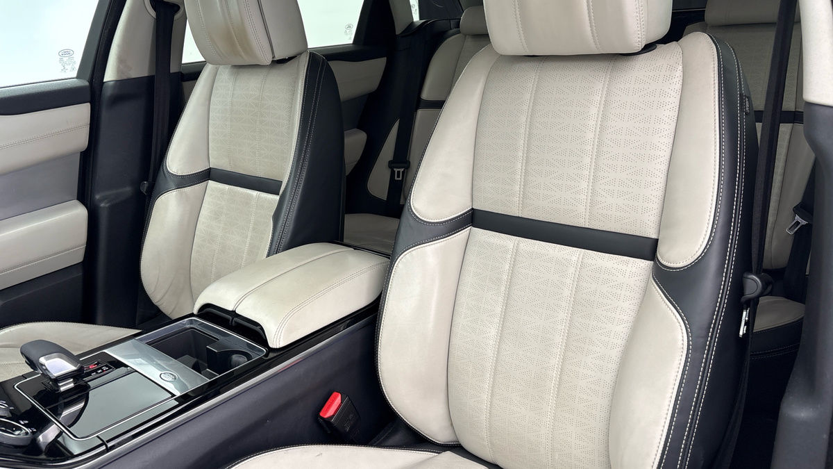 Land Rover Range Rover Velar Image 7