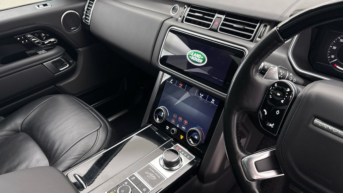 Land Rover Range Rover Image 18
