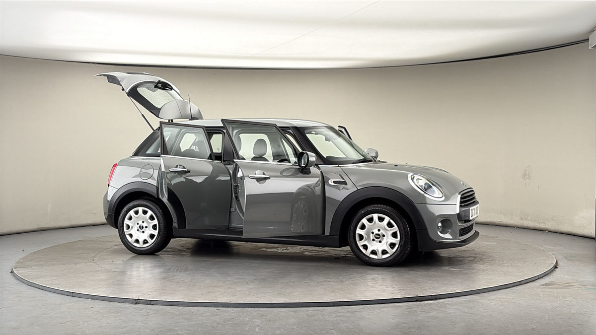 More views of MINI Hatch