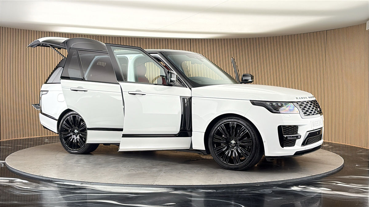 More views of Land Rover Range Rover