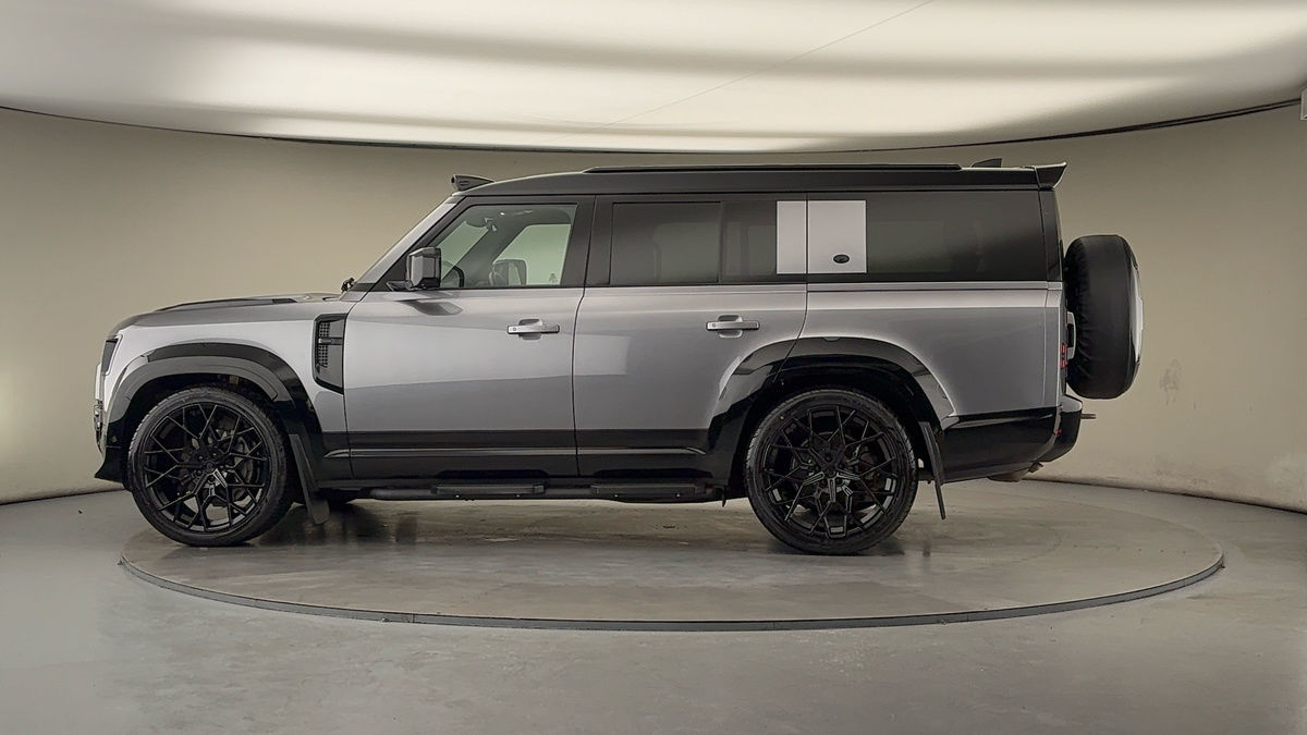 More views of Land Rover Defender 130