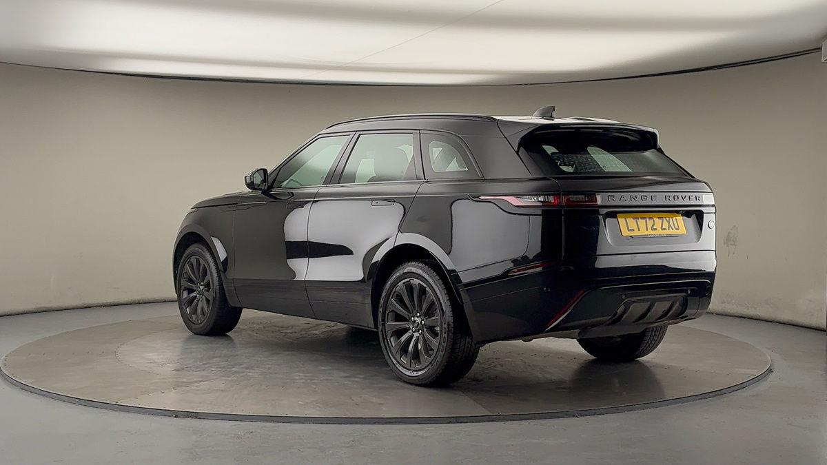 Land Rover Range Rover Velar Image 2