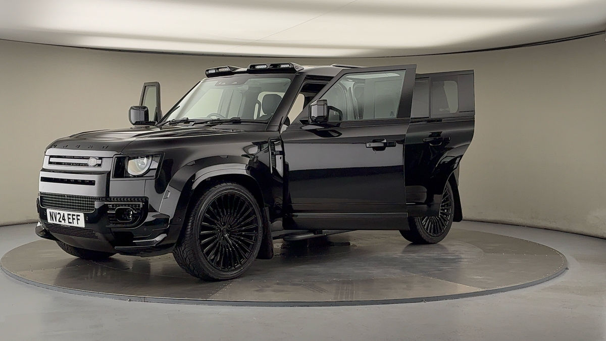 More views of Land Rover Defender 110