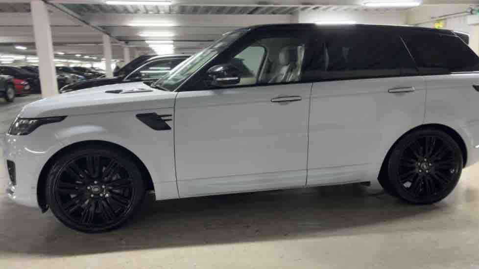 More views of Land Rover Range Rover Sport