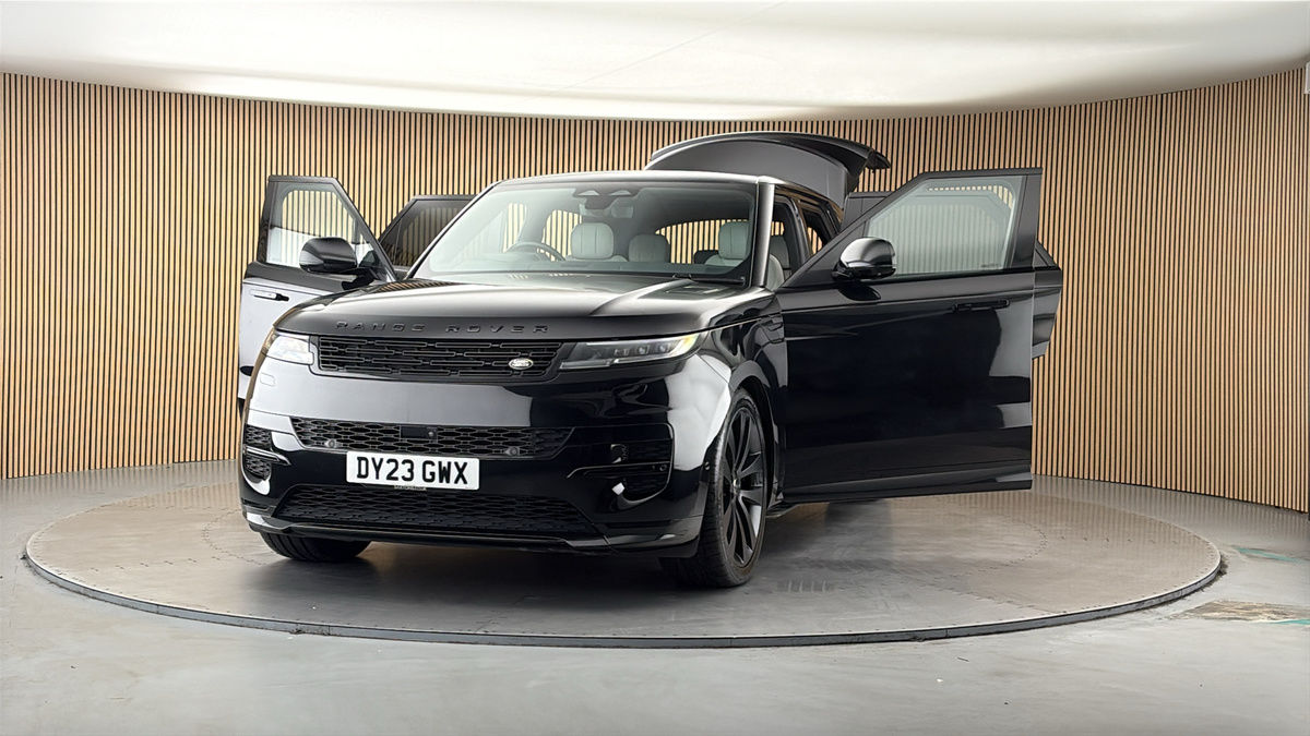 More views of Land Rover Range Rover Sport