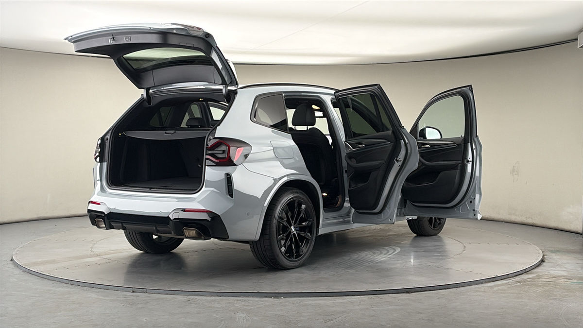 More views of BMW X3