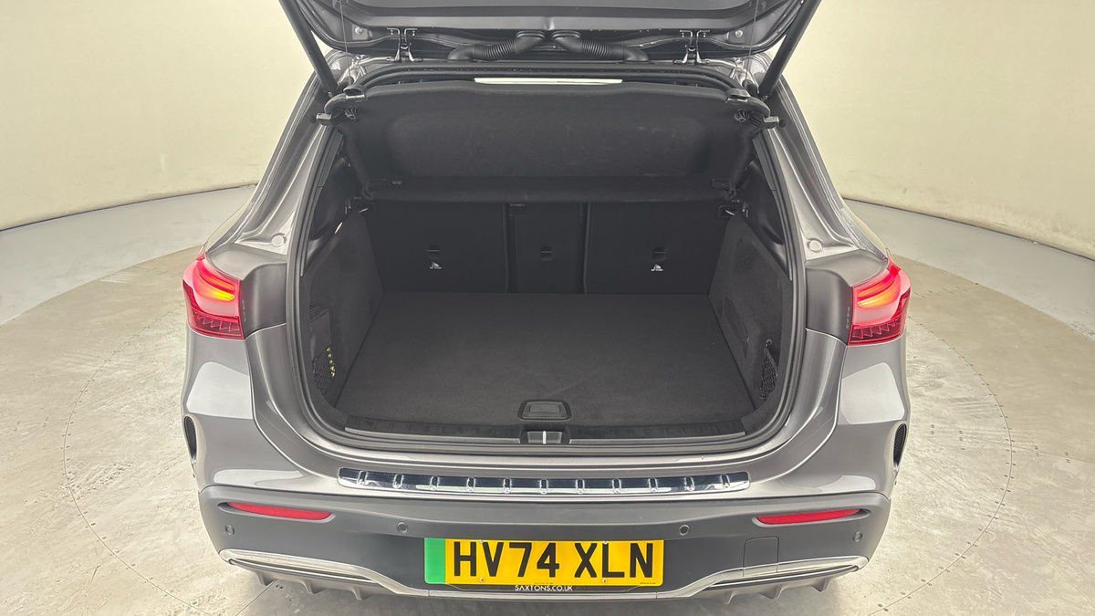 Mercedes-Benz EQA Image 12