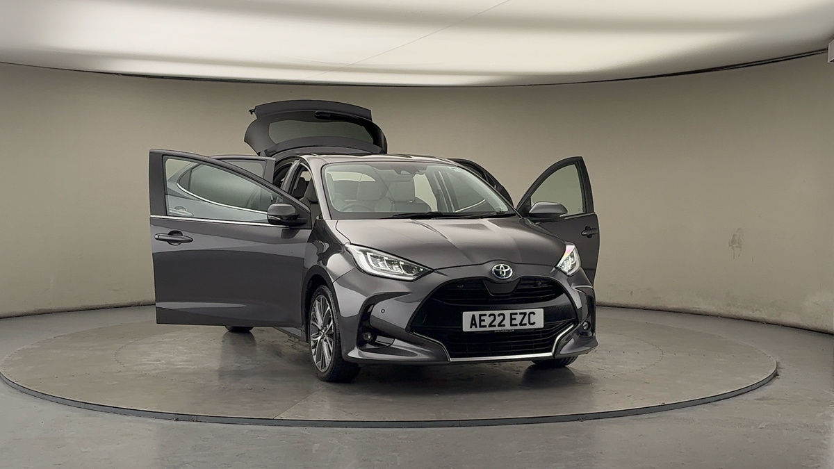 More views of Toyota Yaris