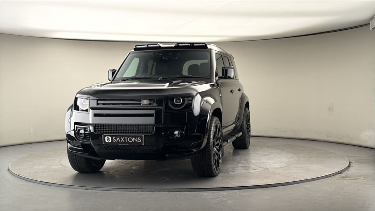 More views of Land Rover Defender 110