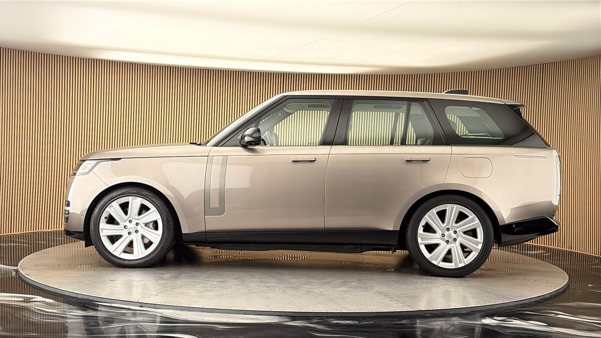 Land Rover Range Rover Image 15