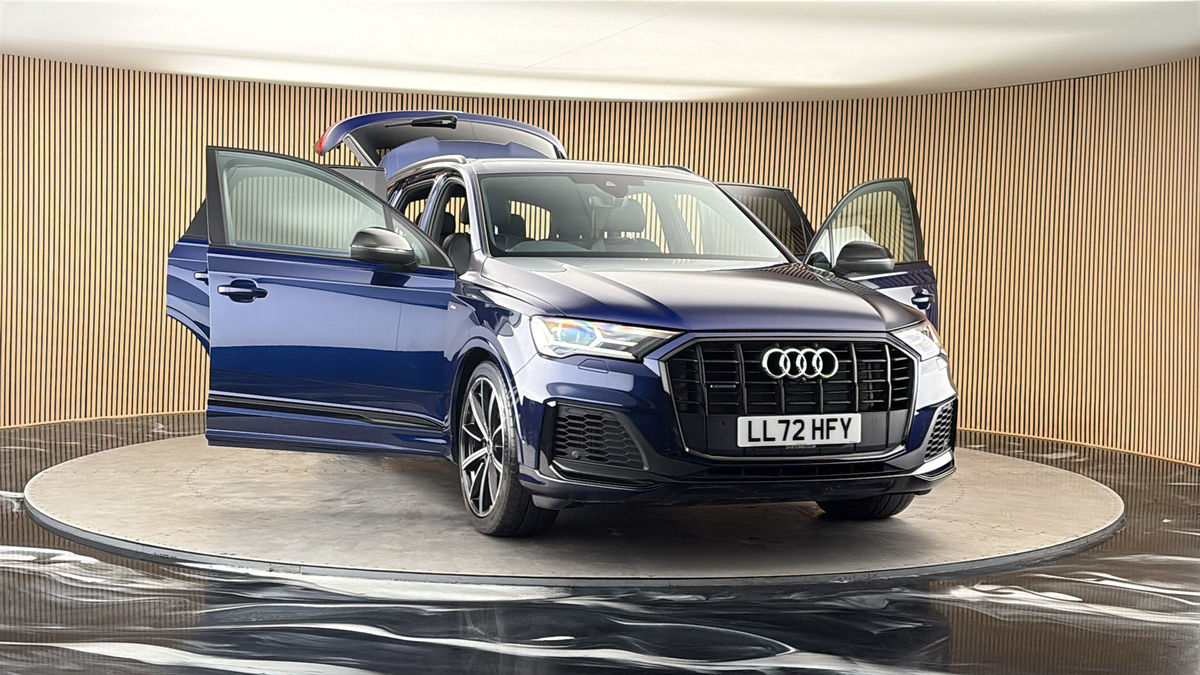 More views of Audi Q7
