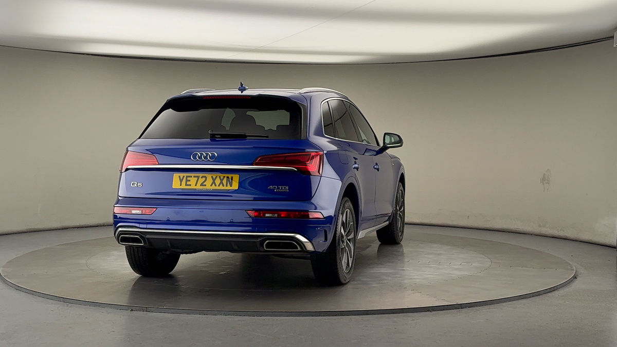 More views of Audi Q5