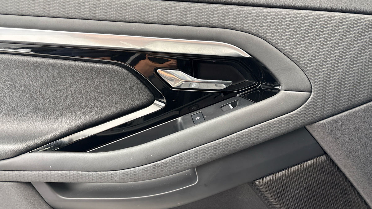 Land Rover Range Rover Evoque Image 19