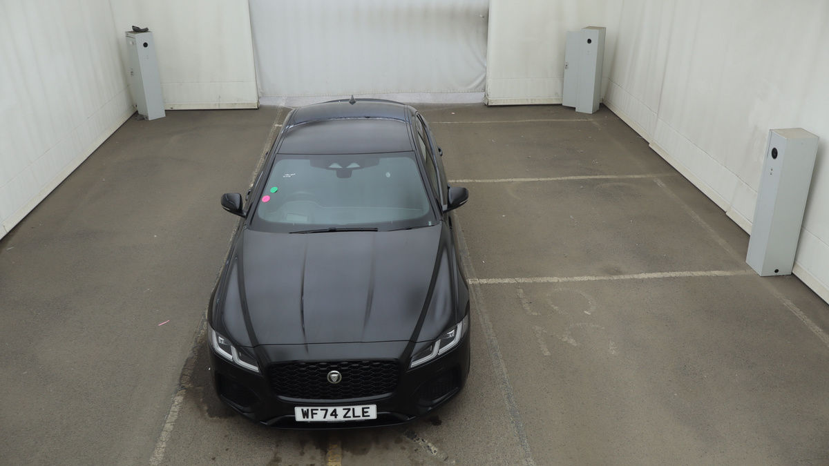 Jaguar XF Image 7