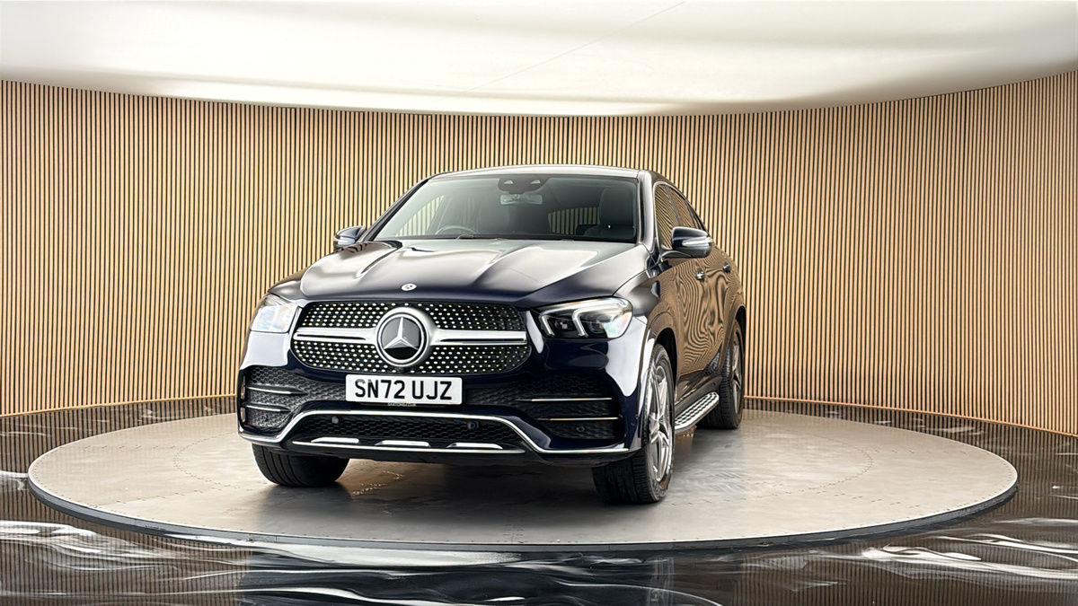 More views of Mercedes-Benz GLE