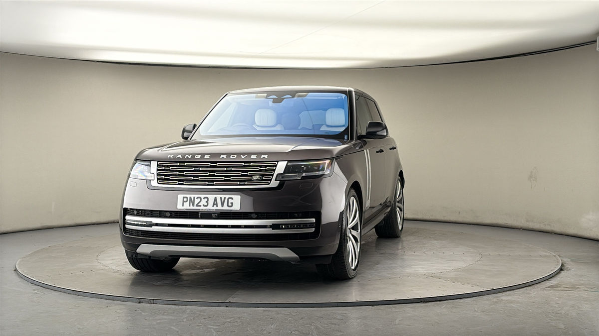 More views of Land Rover Range Rover