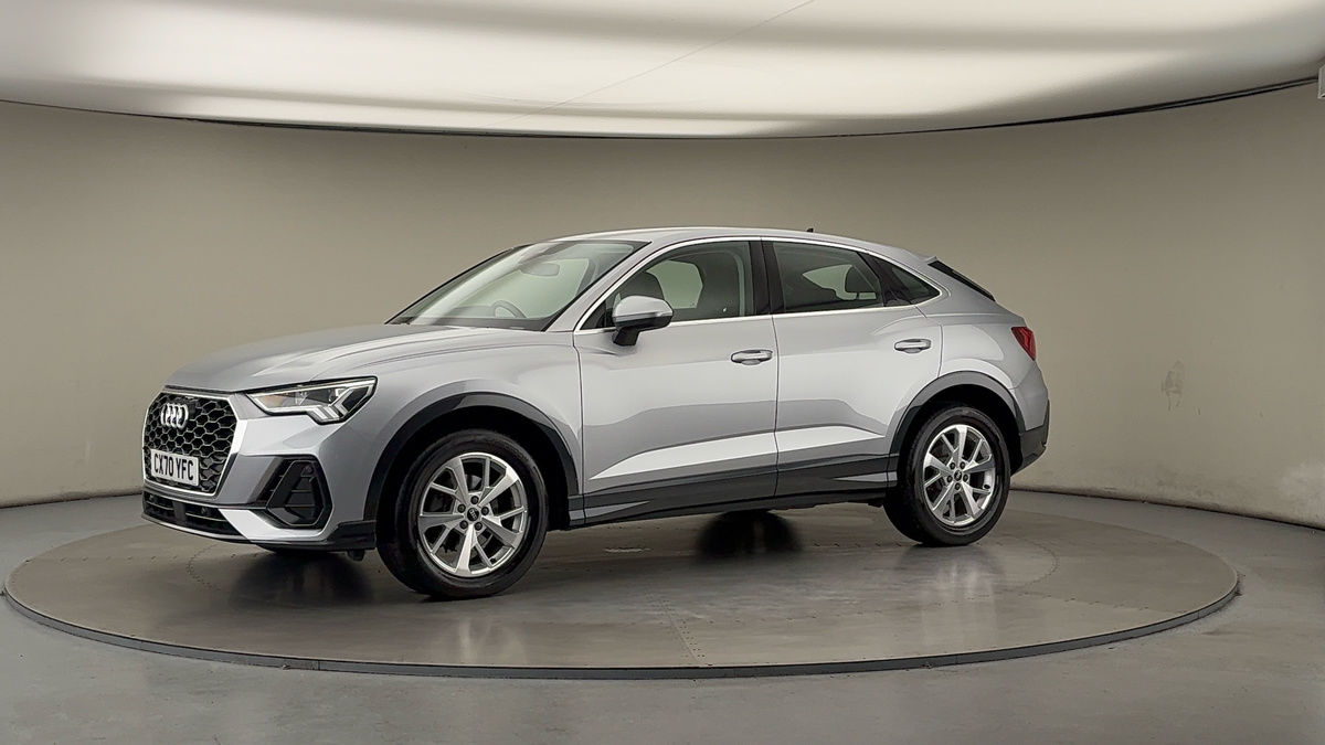 More views of Audi Q3