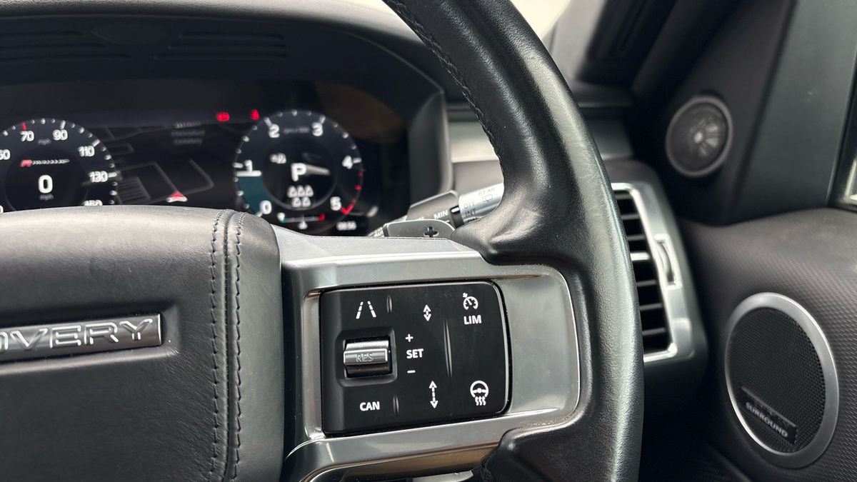 Land Rover Discovery Image 14