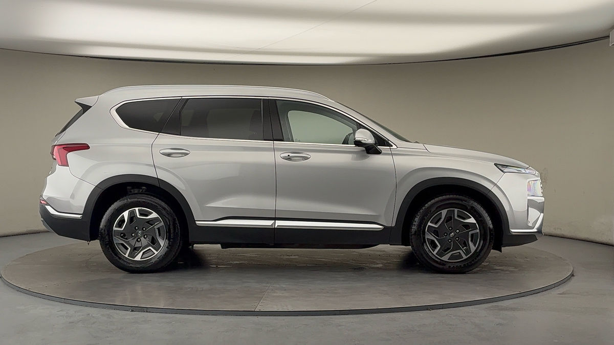 Hyundai Santa Fe Image 16