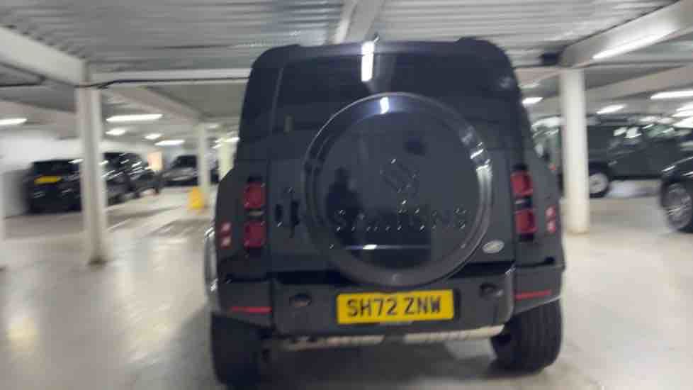 More views of Land Rover Defender 90