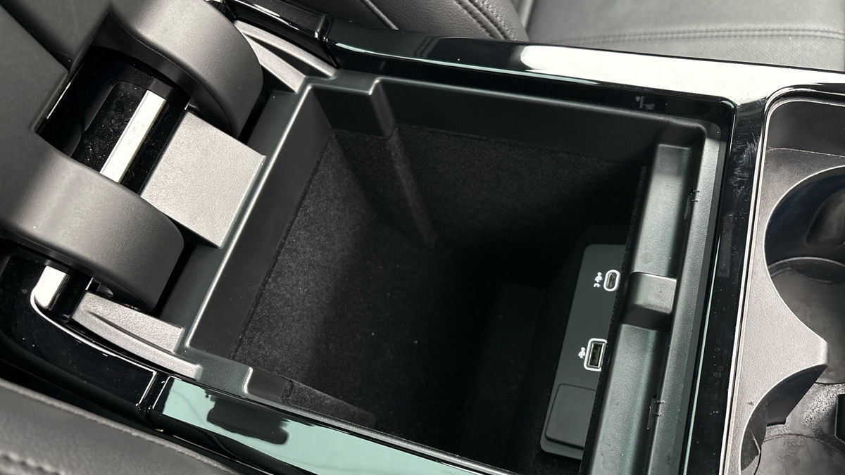 Land Rover Range Rover Evoque Image 32