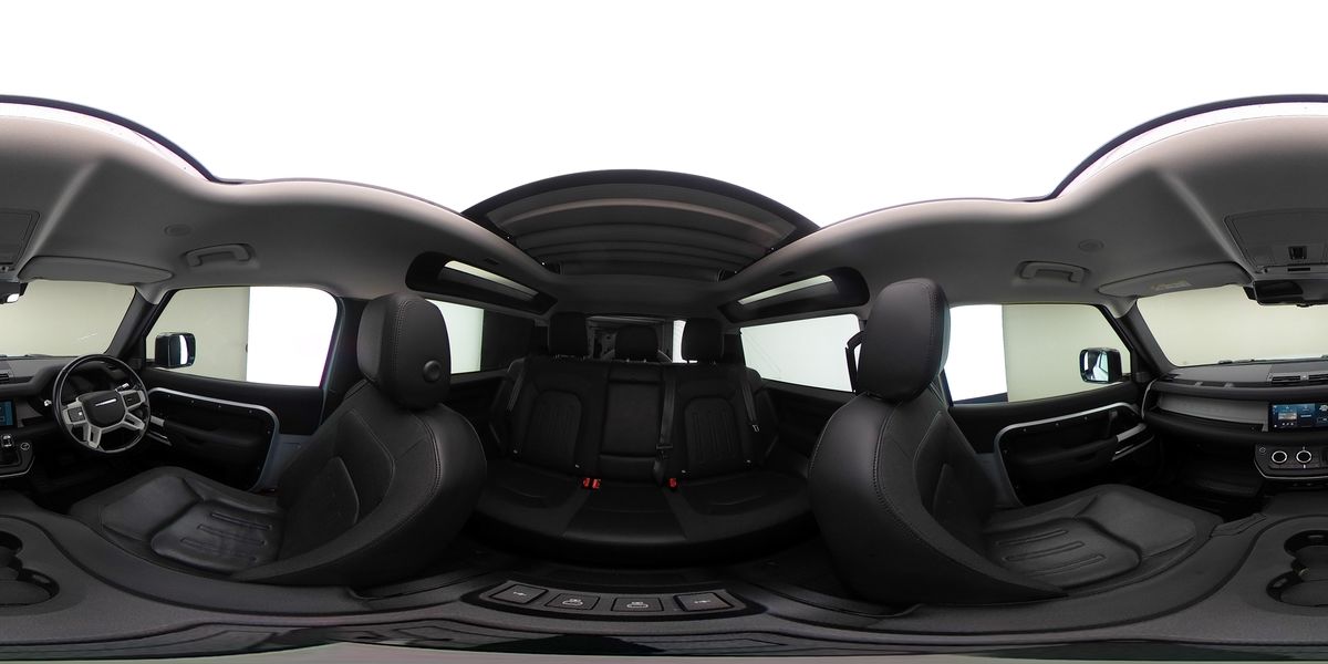 More views of Land Rover Defender 90