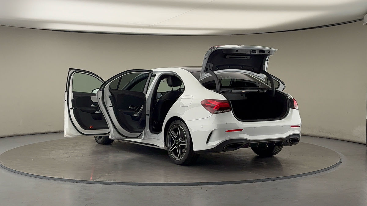 Mercedes-Benz A Class Image 23